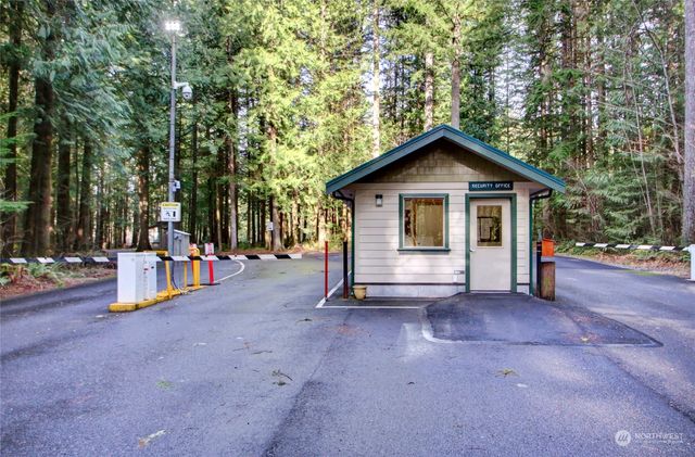 20 1 Goldrush Road, Deming, WA 98244