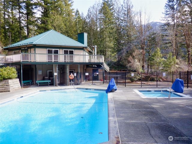 20 1 Goldrush Road, Deming, WA 98244