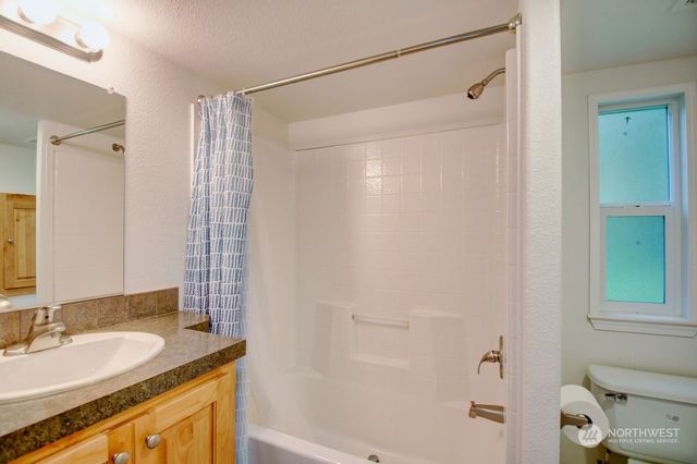 20 1 Goldrush Road, Deming, WA 98244