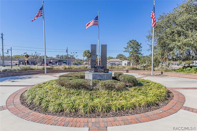 824 S Apopka Avenue, Inverness, FL 34452