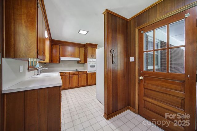 967 Hilldale Drive, Lancaster, SC 29720