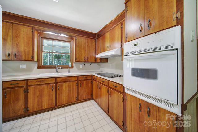 967 Hilldale Drive, Lancaster, SC 29720