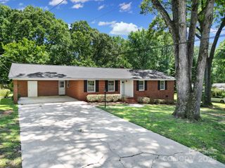 967 Hilldale Drive, Lancaster, SC 29720