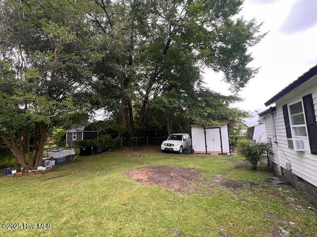 302 W James Street, La Grange, NC 28551