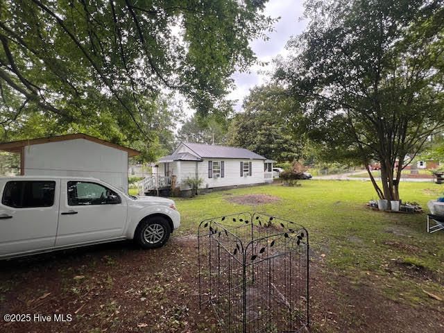 302 W James Street, La Grange, NC 28551