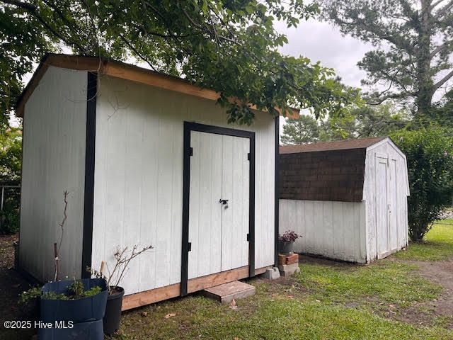302 W James Street, La Grange, NC 28551