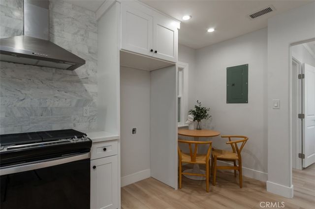 1636 N Sierra Bonita Avenue, Los Angeles, CA 90046