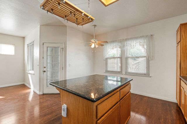 4937 Cherryville Ln, Sacramento, CA 95842