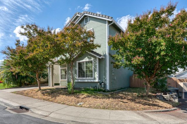 4937 Cherryville Ln, Sacramento, CA 95842