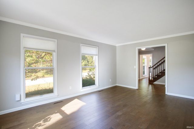 52124 N Lakeshore Drive, Granger, IN 46530