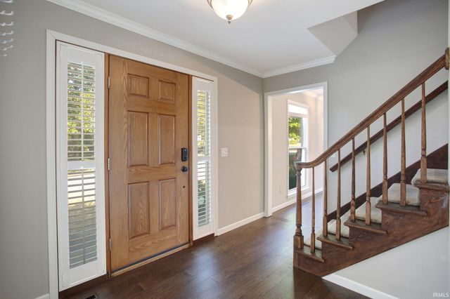 52124 N Lakeshore Drive, Granger, IN 46530