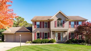 52124 N Lakeshore Drive, Granger, IN 46530