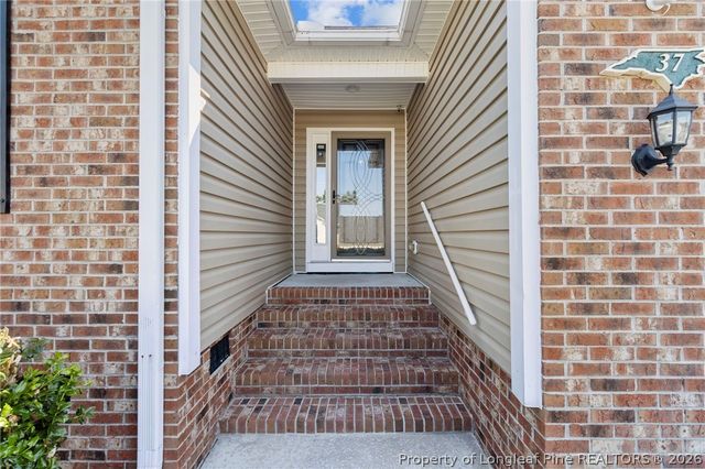 37 Pender Road, Spring Lake, NC 28390
