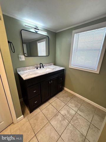 316 W RAILROAD ST, Reedsville, PA 17084