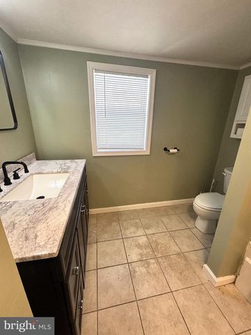 316 W RAILROAD ST, Reedsville, PA 17084