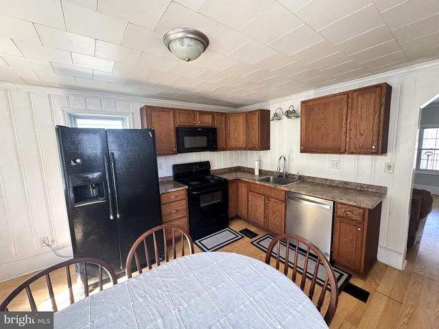 316 W RAILROAD ST, Reedsville, PA 17084