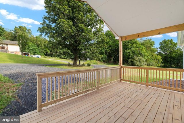 1854 MIDDLE COVE RD, Mathias, WV 26812