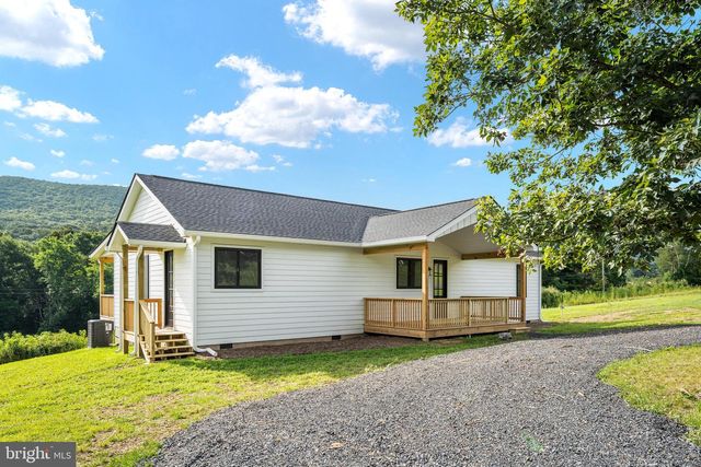1854 MIDDLE COVE RD, Mathias, WV 26812