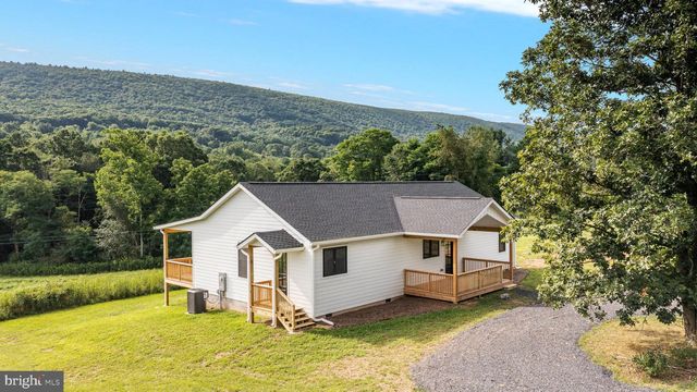 1854 MIDDLE COVE RD, Mathias, WV 26812