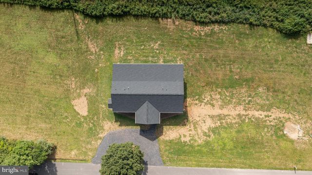 1854 MIDDLE COVE RD, Mathias, WV 26812