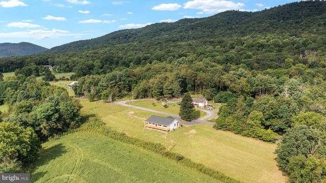 1854 MIDDLE COVE RD, Mathias, WV 26812