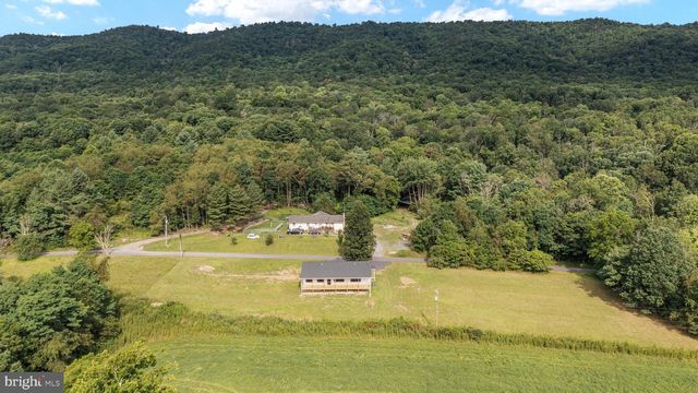 1854 MIDDLE COVE RD, Mathias, WV 26812