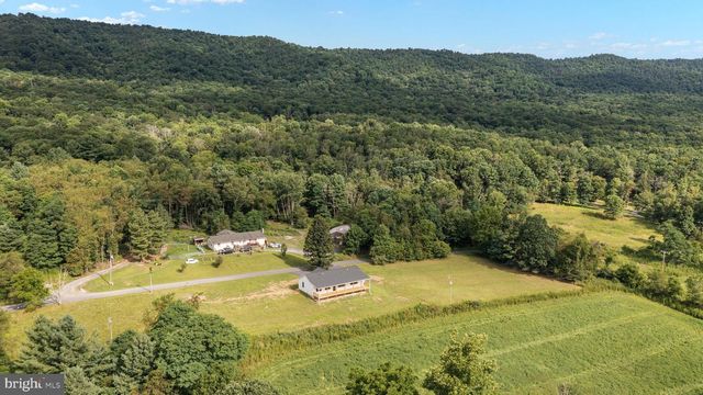 1854 MIDDLE COVE RD, Mathias, WV 26812