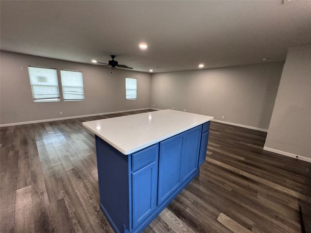 520 King Street, Burleson, TX 76028