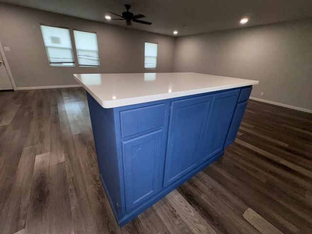 520 King Street, Burleson, TX 76028