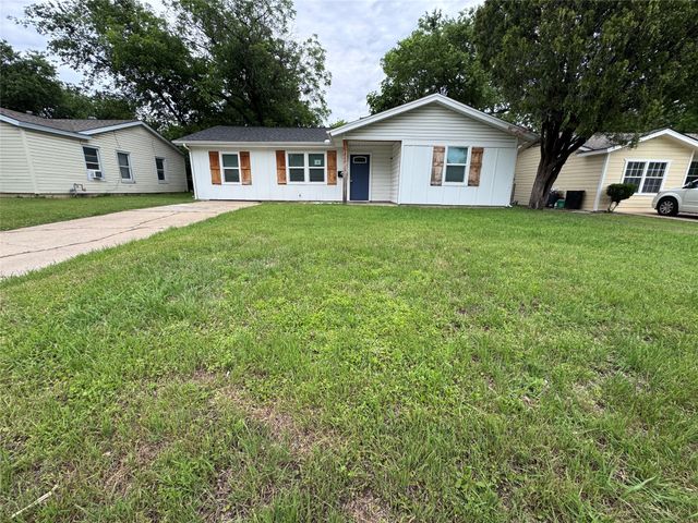 520 King Street, Burleson, TX 76028