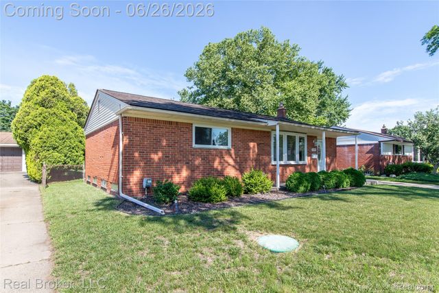 15009 Houghton Street, Livonia, MI 48154
