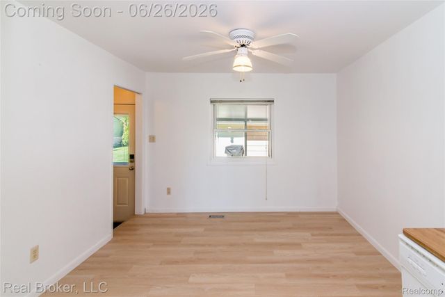 15009 Houghton Street, Livonia, MI 48154