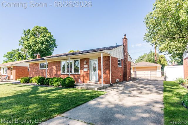 15009 Houghton Street, Livonia, MI 48154
