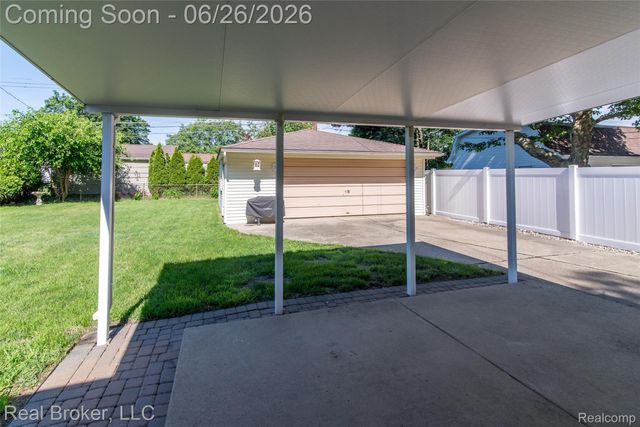 15009 Houghton Street, Livonia, MI 48154