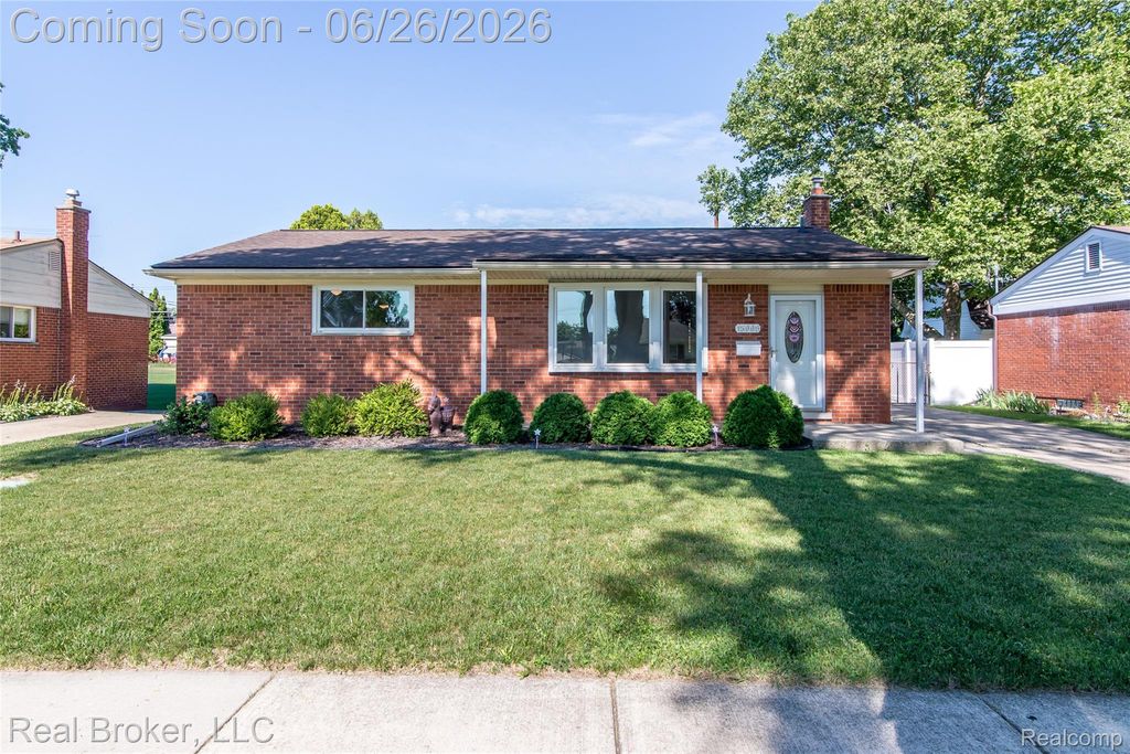 15009 Houghton Street, Livonia, MI 48154