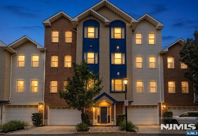620 38th Street 205, Union City, NJ 07087