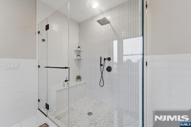 620 38th Street 205, Union City, NJ 07087