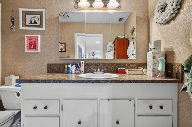 5073 LAKEFRONT Boulevard B, Delray Beach, FL 33484