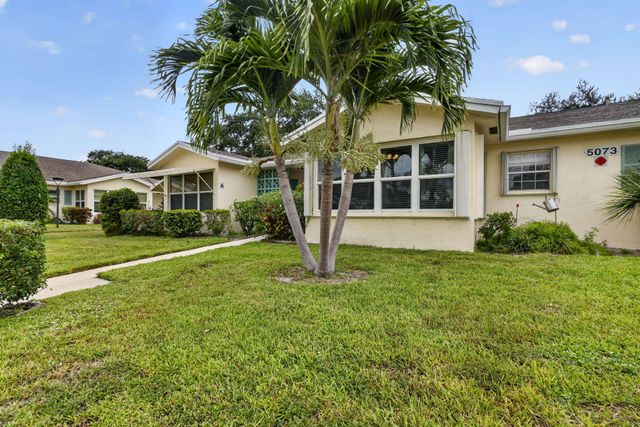 5073 LAKEFRONT Boulevard B, Delray Beach, FL 33484