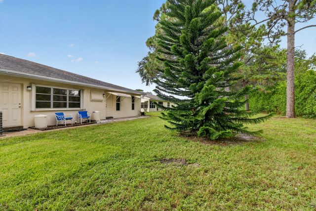 5073 LAKEFRONT Boulevard B, Delray Beach, FL 33484