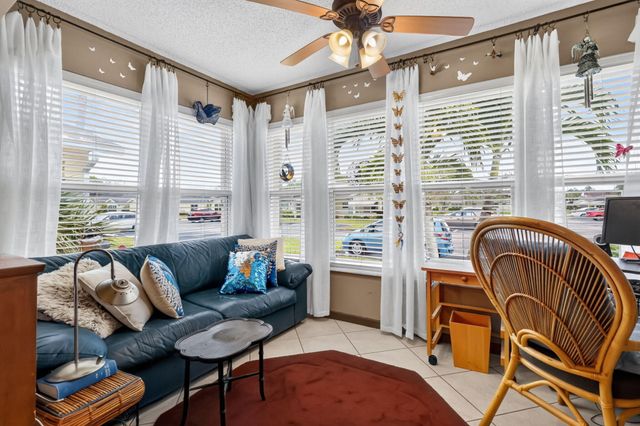 5073 LAKEFRONT Boulevard B, Delray Beach, FL 33484