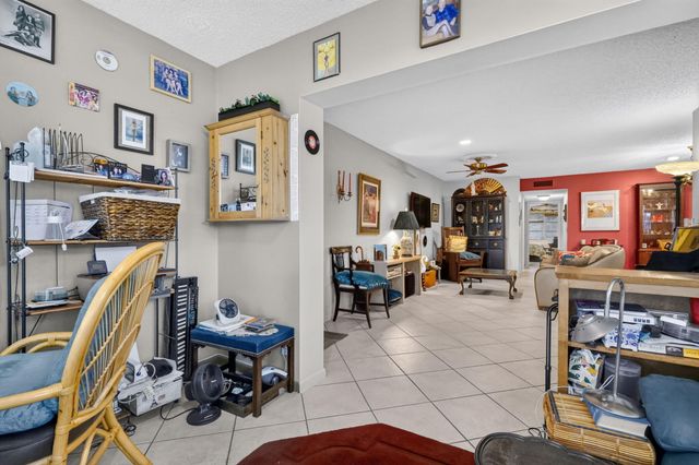 5073 LAKEFRONT Boulevard B, Delray Beach, FL 33484