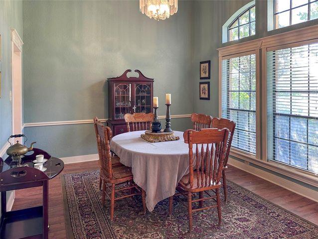 104 Daylily Drive, Lake Jackson, TX 77566