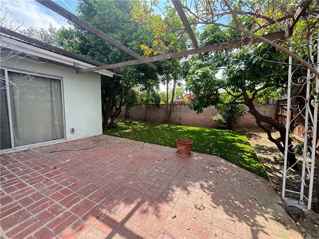 12538 Collins, Valley Village, CA 91607