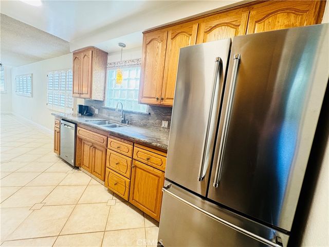 12538 Collins, Valley Village, CA 91607