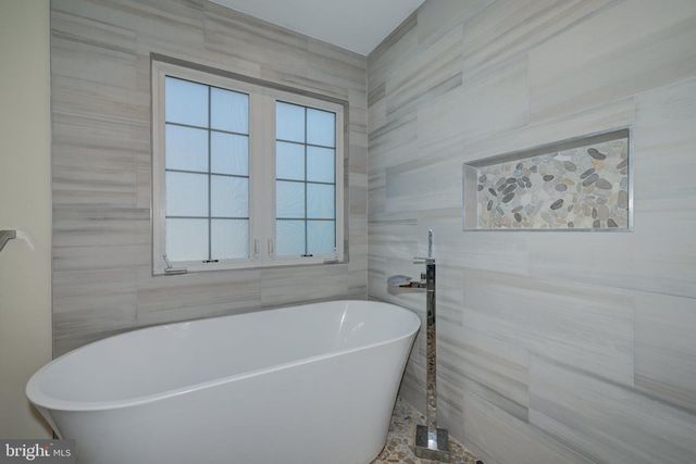 18 CANIDAE ST, Burlington, NJ 08016