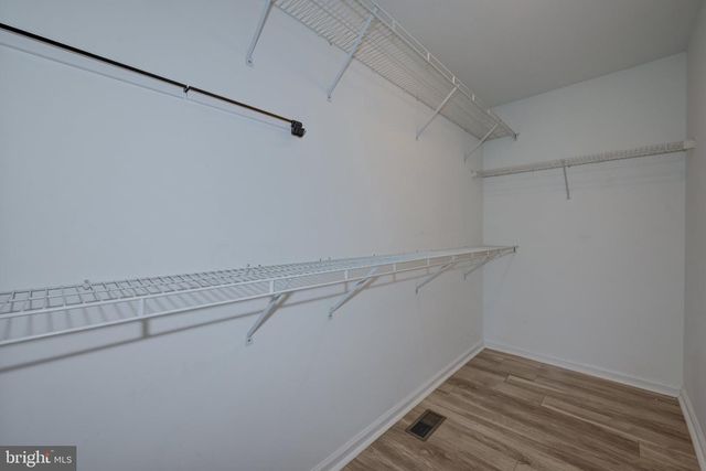 18 CANIDAE ST, Burlington, NJ 08016