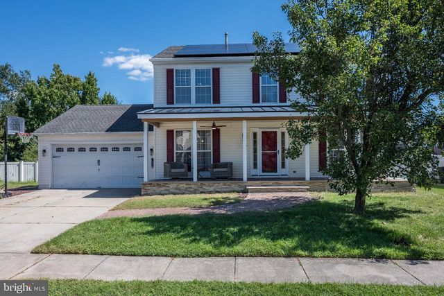 18 CANIDAE ST, Burlington, NJ 08016