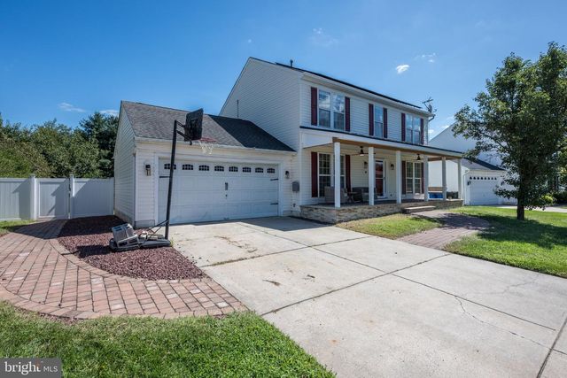18 CANIDAE ST, Burlington, NJ 08016