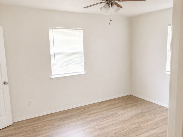 600 Pacific Street E, Honey Grove, TX 75446